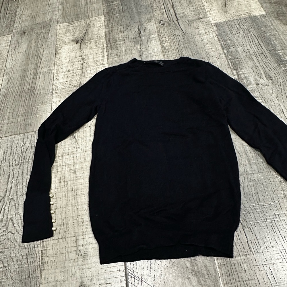 Zara Black Sweatshirt